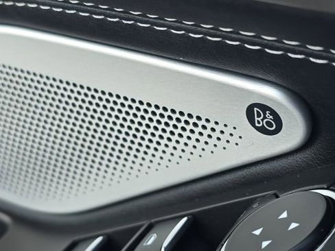 Used 2024 Ford Explorer ST w/ Equipment Group 401A image 28