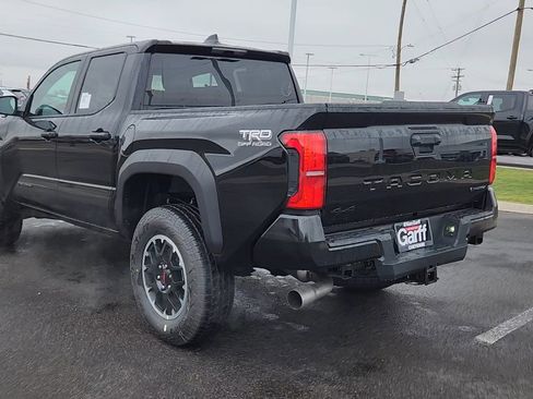 New 2025 Toyota Tacoma TRD Off-Road image 3