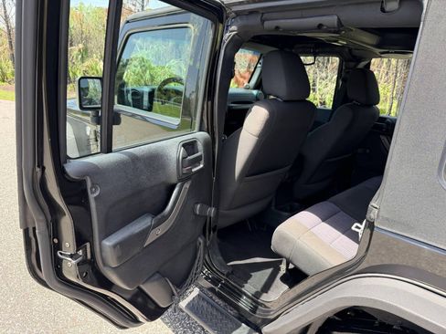 Used 2012 Jeep Wrangler Unlimited Sport w/ Connectivity Group AWD/4WD image 16
