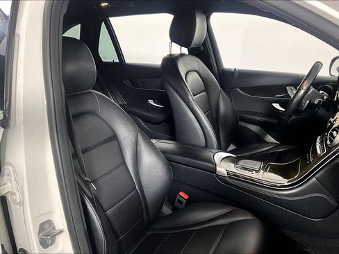 Used 2020 Mercedes-Benz GLC 300 4MATIC image 7