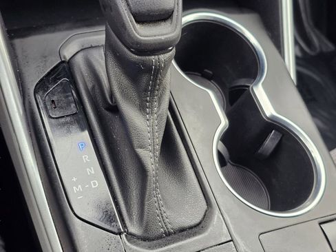 Used 2023 Toyota Highlander L image 32