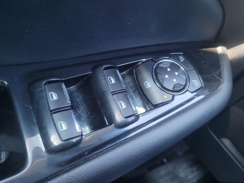 Used 2019 Ford Edge SEL w/ Equipment Group 201A FWD image 27