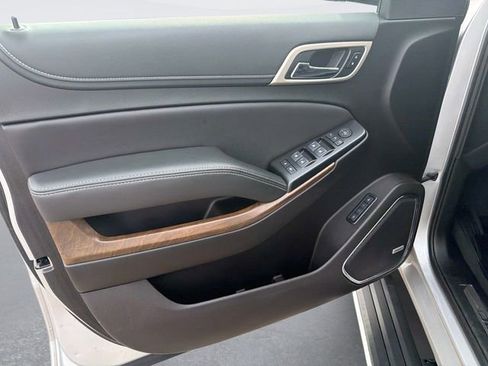 Used 2019 GMC Yukon Denali w/ Denali Ultimate Package image 19