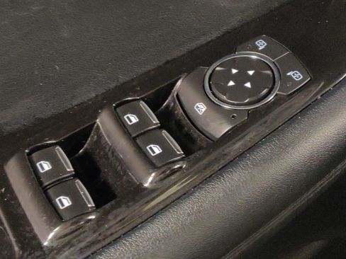 Used 2020 Ford Edge SEL FWD image 27