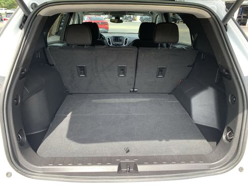 Used 2024 Chevrolet Equinox LT AWD/4WD image 42
