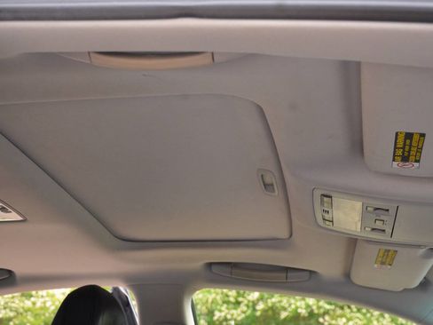 Used 2010 Lexus HS 250h image 11