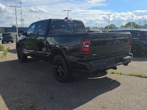 Used 2025 RAM 1500 Laramie w/ Night Edition AWD/4WD image 5