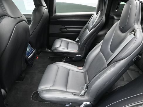 Used 2023 Tesla Model X AWD/4WD image 30