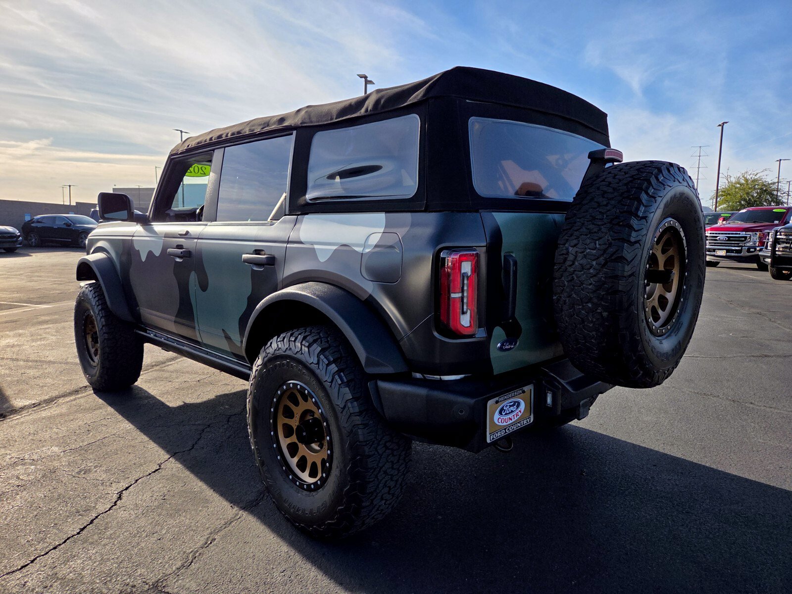 Certified 2022 Ford Bronco Wildtrak AWD/4WD image 4