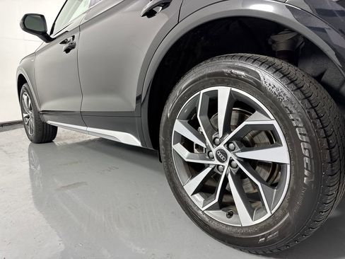 Certified 2023 Audi Q5 2.0T Premium Plus w/ Premium Plus Package AWD/4WD image 3