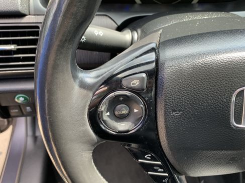 Used 2015 Honda Accord Touring image 19