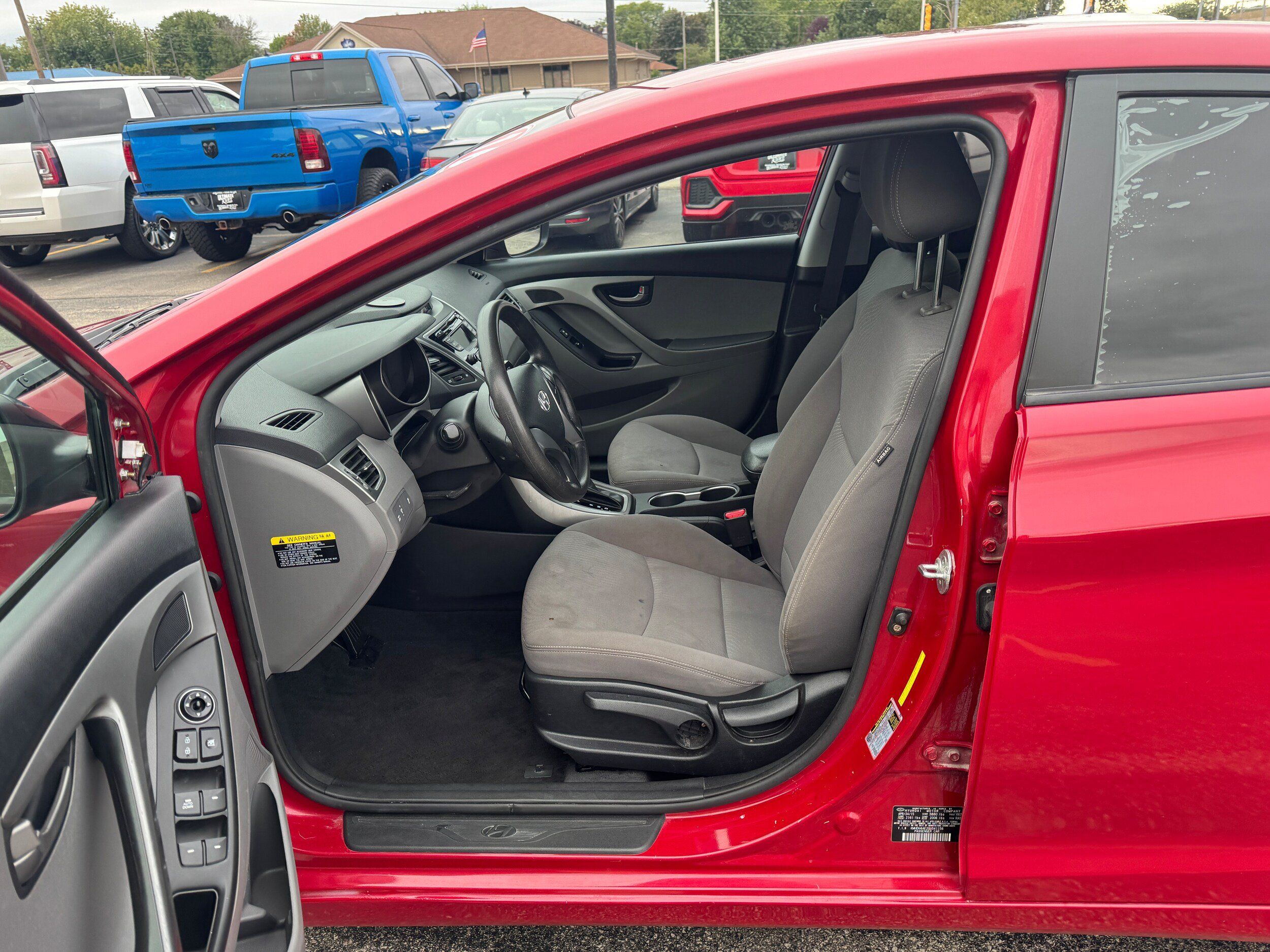 Used 2016 Hyundai Elantra SE FWD image 6