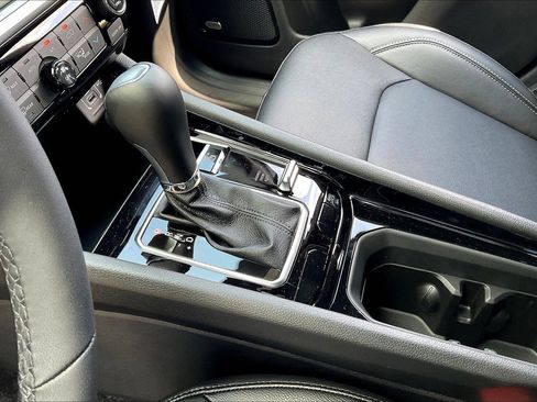 New 2025 Jeep Compass Limited w/ Sun & Sound Group image 8