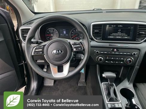 Used 2020 Kia Sportage LX image 21
