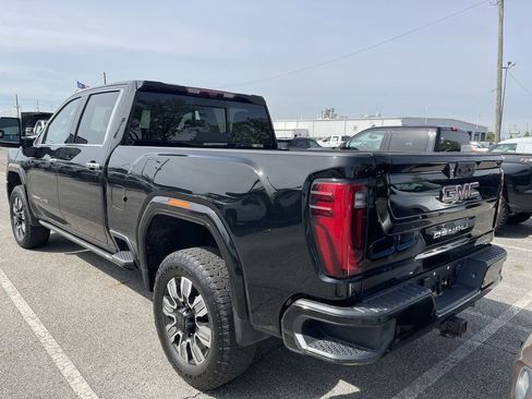 Used 2025 GMC Sierra 2500 Denali w/ Denali Reserve Package AWD/4WD image 12