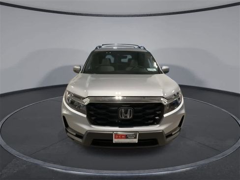 Certified 2025 Honda Passport EX-L image 3