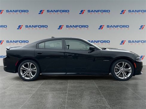 Used 2022 Dodge Charger R/T image 6
