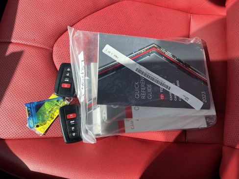 Used 2023 Toyota Camry XSE w/ Navigation Package image 14