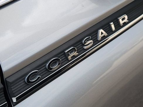 Used 2021 Lincoln Corsair FWD image 9