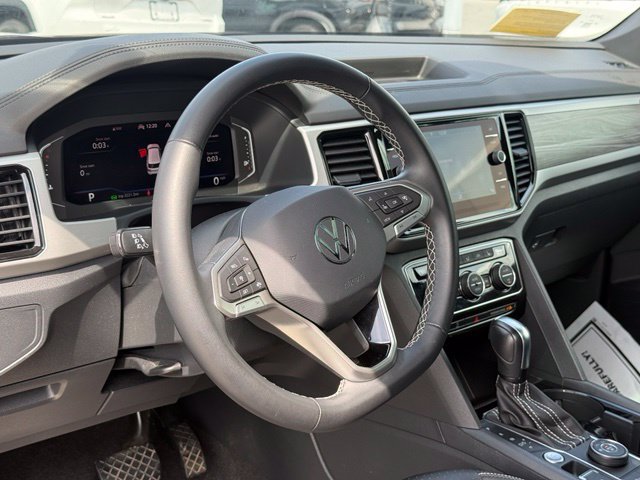 Used 2023 Volkswagen Atlas Cross Sport SE w/ Panoramic Sunroof Package AWD/4WD image 12