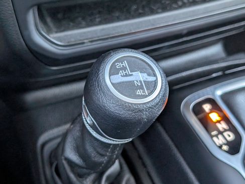 Used 2019 Jeep Wrangler Unlimited Sport S AWD/4WD image 20