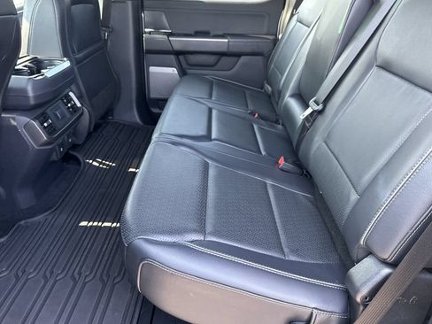 Used 2025 Ford F150 Lariat w/ Equipment Group 501A Mid AWD/4WD image 15