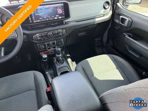 Certified 2025 Jeep Wrangler Unlimited Sport AWD/4WD image 13