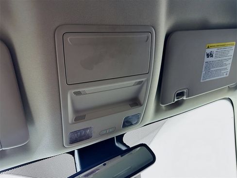 Used 2019 Ford Ranger Lariat w/ Equipment Group 501A Mid image 33