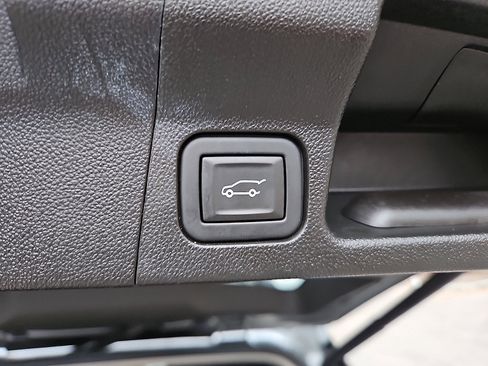 Used 2023 GMC Acadia SLE w/ Driver Convenience Package AWD/4WD image 29