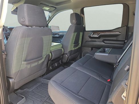 Used 2023 GMC Sierra 1500 Elevation w/ LPO, Elevation Black Package image 9