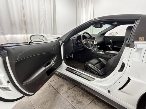Used 2010 Chevrolet Corvette ZR1 w/ Preferred Equipment Group image 23