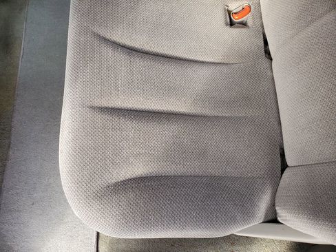 Used 2002 Dodge Grand Caravan SE image 24