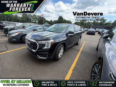 Used 2022 GMC Terrain SLE FWD image 1