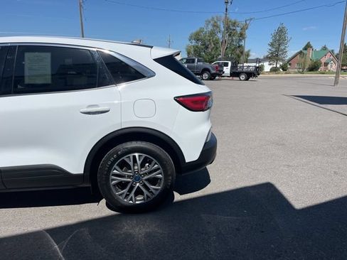 Used 2022 Ford Escape SEL AWD/4WD image 8
