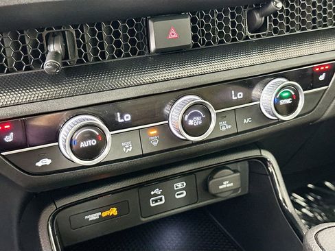 Used 2024 Honda CR-V EX image 16
