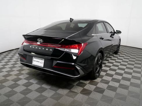 New 2026 Hyundai Elantra SEL Sport Premium FWD image 3