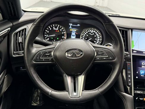 Used 2017 INFINITI Q60 w/ Premium Package image 16