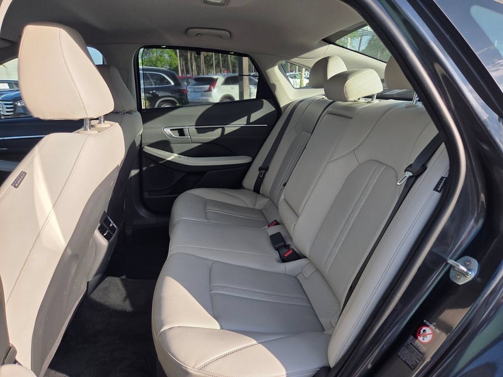 Used 2022 Hyundai Sonata Limited FWD image 24