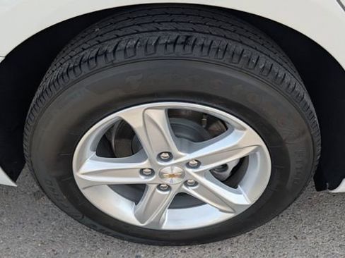 Used 2025 Chevrolet Malibu LS FWD image 24