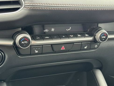 New 2026 MAZDA MAZDA3 2.5 S Sedan w/ Preferred Pkg image 19