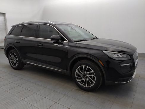 Used 2020 Lincoln Corsair FWD w/ Rear Removable Package Tray image 11