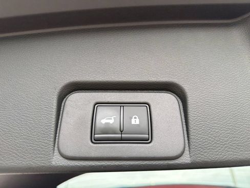 Used 2024 Nissan Rogue Platinum w/ Platinum Premium Package FWD image 15