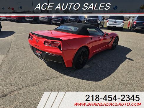 Used 2015 Chevrolet Corvette Stingray Convertible w/ 3LT Preferred Equipment Group RWD image 4
