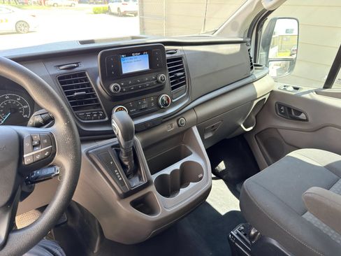 Used 2021 Ford Transit 350 XLT RWD image 15