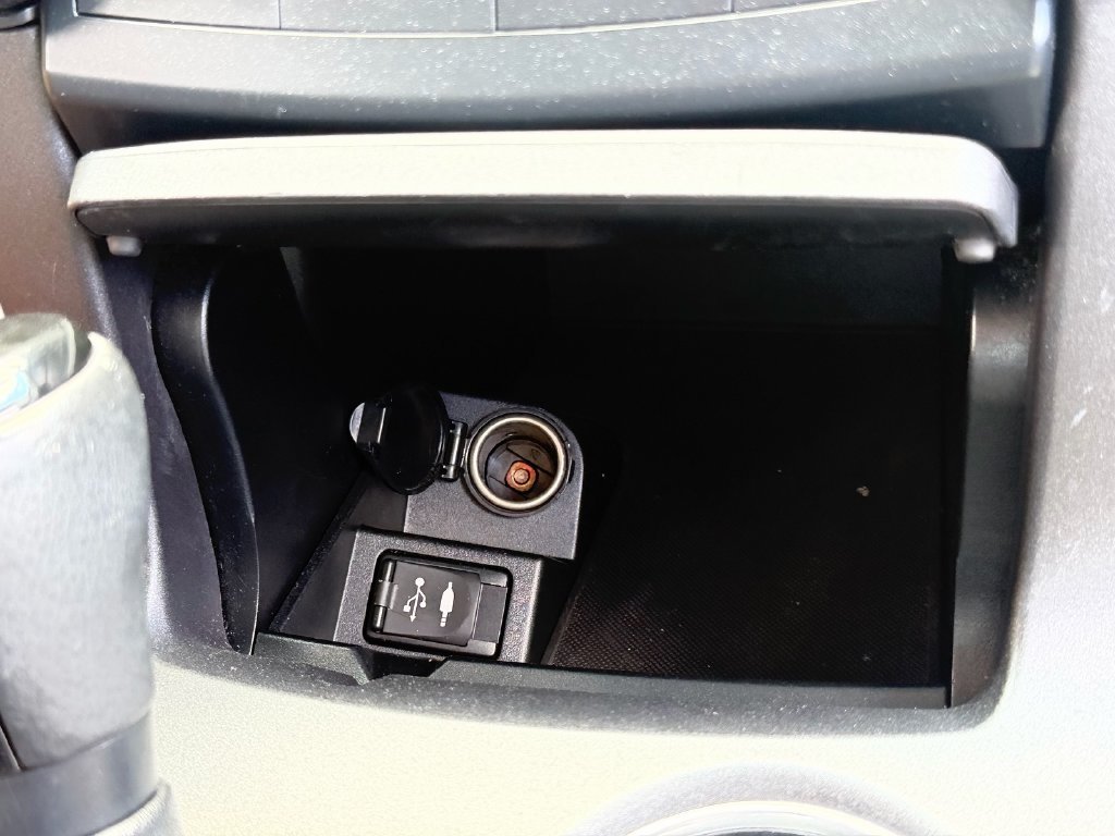 Used 2015 Toyota Camry SE FWD image 24