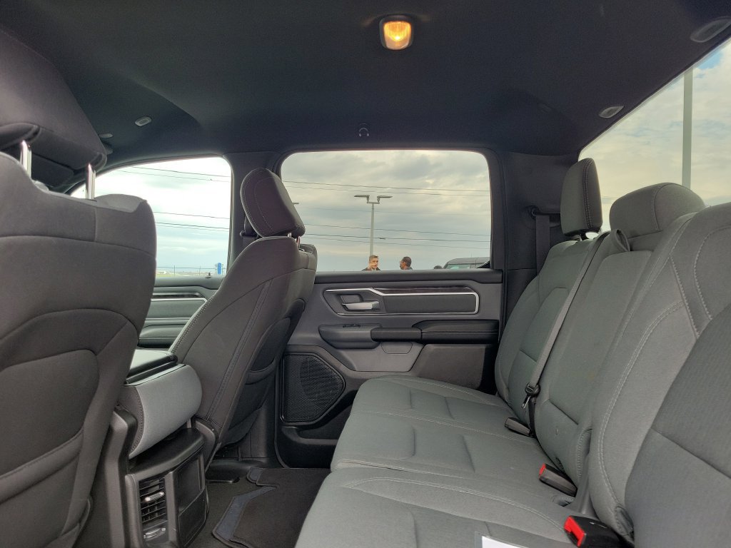Used 2022 RAM 1500 Big Horn AWD/4WD image 14