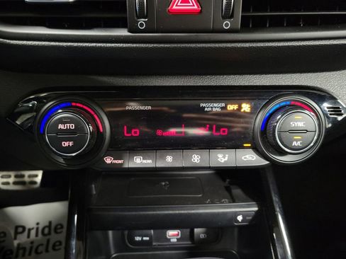 Used 2023 Kia Forte GT w/ GT2 Package image 19