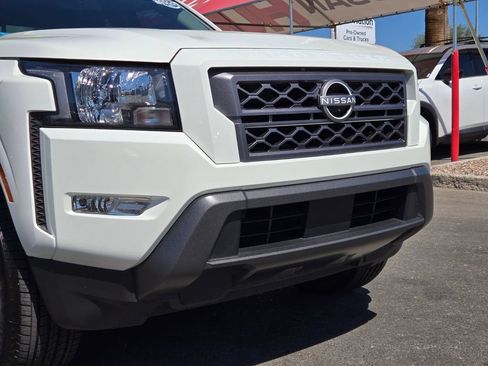 Certified 2024 Nissan Frontier SV w/ SV Convenience Package RWD image 2