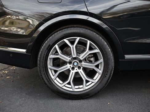 Used 2023 BMW X7 xDrive40i image 6