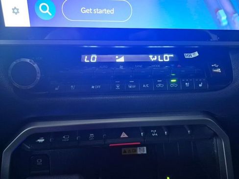 Used 2024 Toyota Tundra Limited w/ TRD Off-Road Package image 27